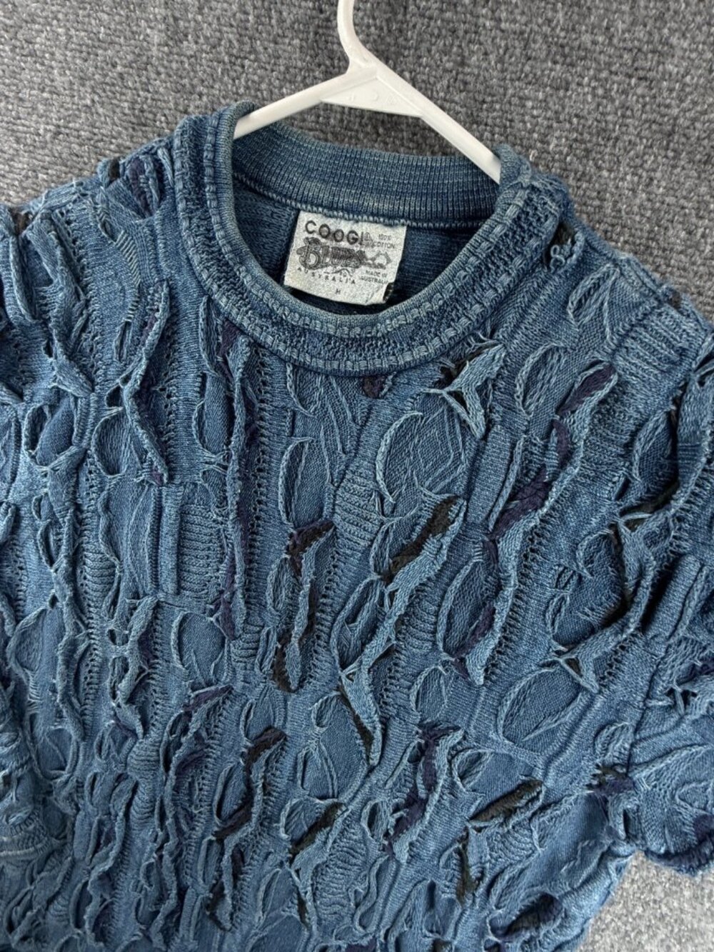 COOGI Blues Australia Sweater Women Pullover Knit Medium Blue Heavyweight Long - Picture 2 of 16